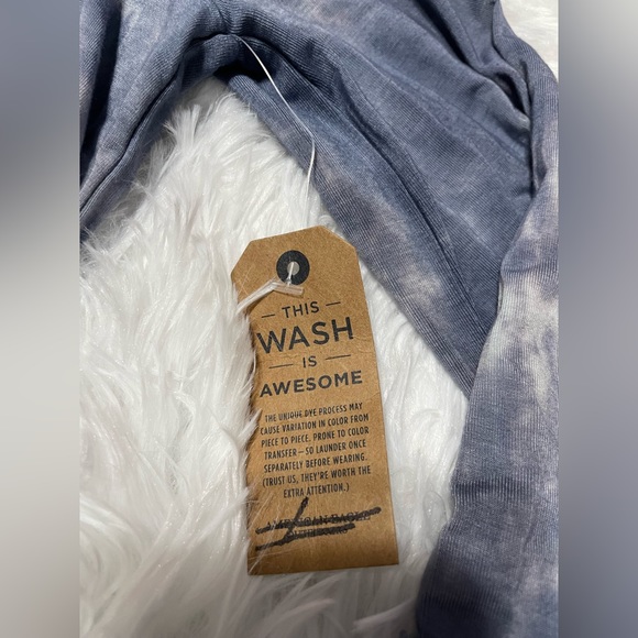 American Eagle Soft & Sexy Blue Long sleeve top | small | NWT - Picture 5 of 10